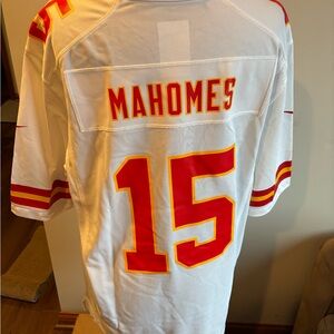 Nike White Patrick Mahomes #15 Kansas City Chiefs Jersey